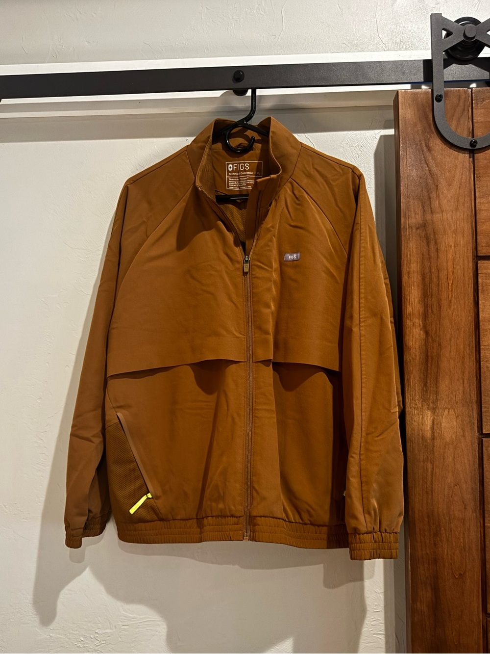 FIGS Sydney Scrub Jacket